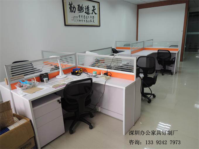 屏風辦公桌,深圳辦公家具廠家 屏風辦公桌,深圳辦公家具廠家